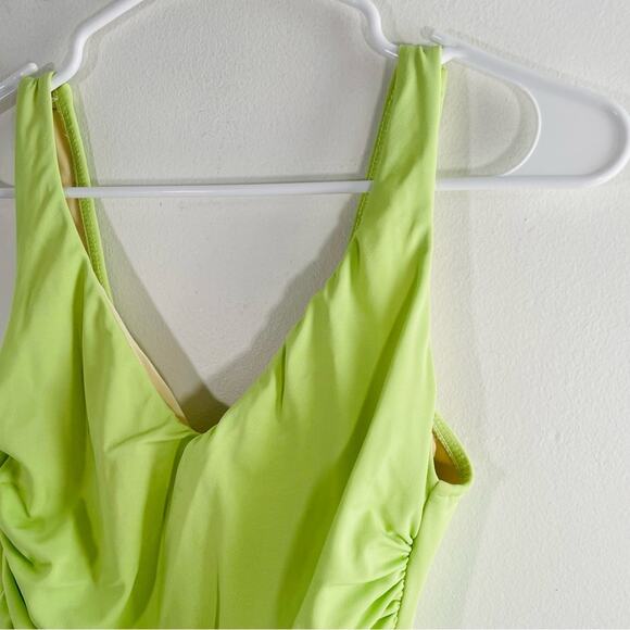 Miraclesuit Lime Green Black Colorblock One Piece Underwire Low Back Swim 8 - Picture 4 of 9